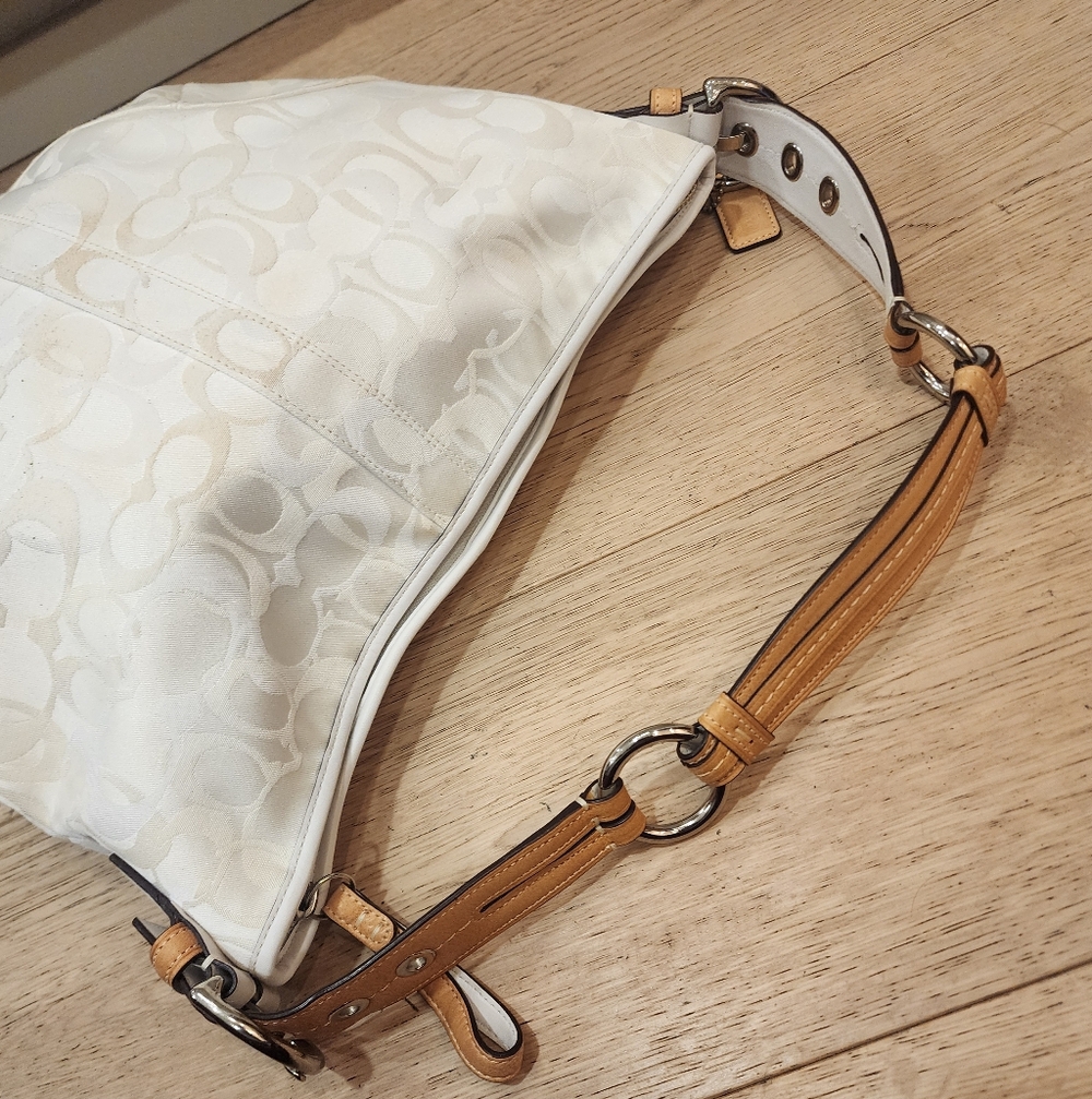 Limited Rare Edition Coach Signature Optic Bumble Bee Tote Bag - Picture 11 of 14